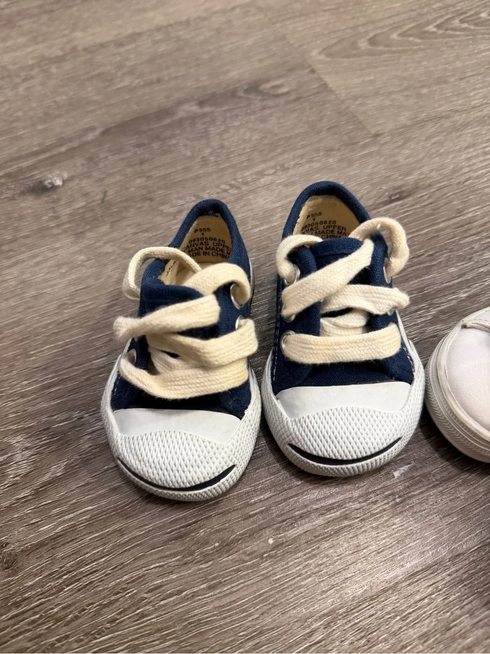 Vintage bundle of 2 Kids baby Sneakers